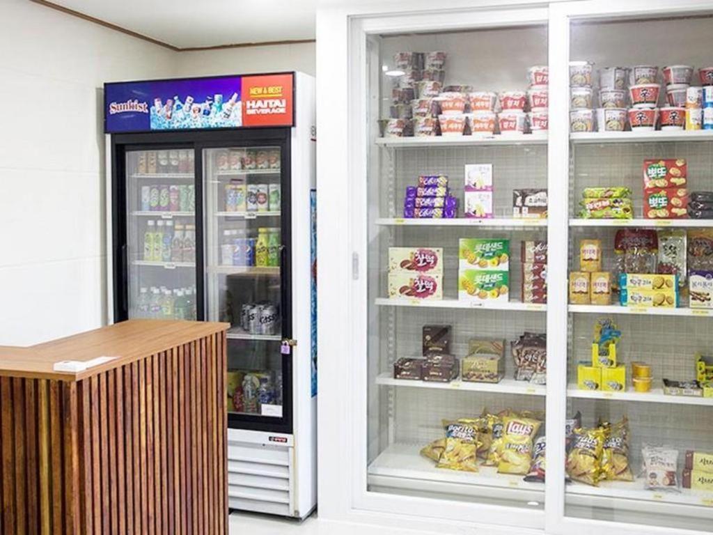 Ra Tourist Hotel Jeju Bagian luar foto