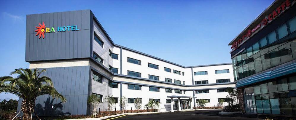 Ra Tourist Hotel Jeju Bagian luar foto