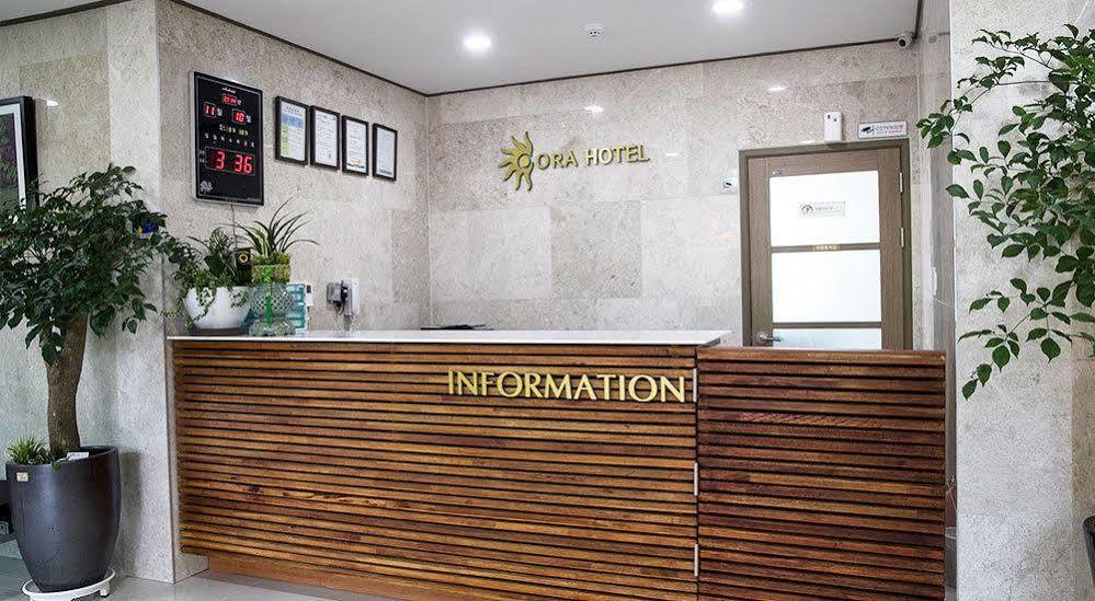 Ra Tourist Hotel Jeju Bagian luar foto