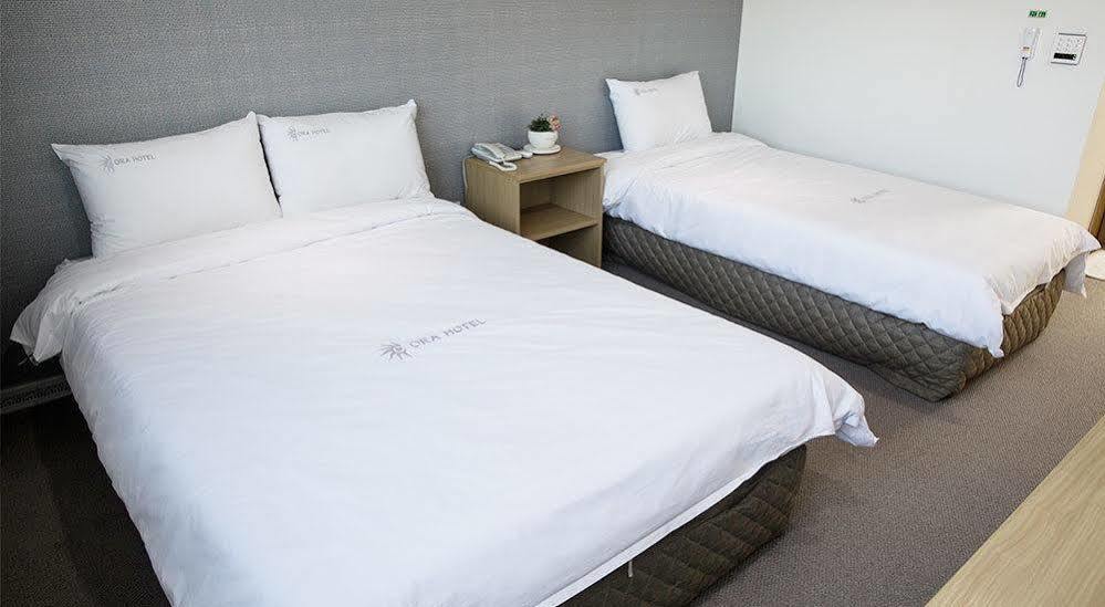 Ra Tourist Hotel Jeju Bagian luar foto